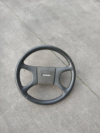 Volante Suzuki Vitara