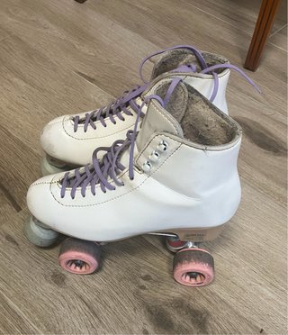 Patines de cuatro ruedas. Marca Belati. T38