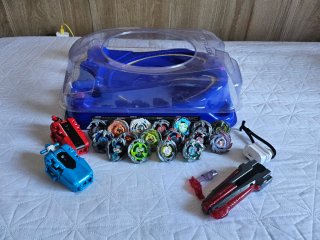 Pack Beyblade X con Estadio y Lanzadores