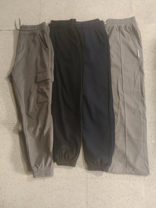 Lote de 4 pantalones largos Talla M