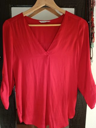 Blusa Roja Stradivarius Talla S