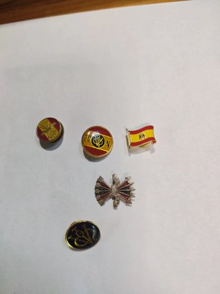 Lote de 5 Insignias Militares