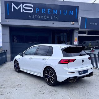 Volkswagen Golf R 2.0 TSI 235 kW VIII R 2.0 TSI 320 CV | DSG 7 VEL. | 4MOTION | AKRAPOVIC | 2021