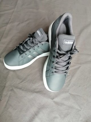 Scarpe Adidas Grigie