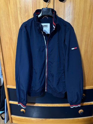 Cazadora Tommy Jeans Azul Marino Talla L