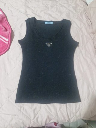 Camiseta sin mangas Prada negra