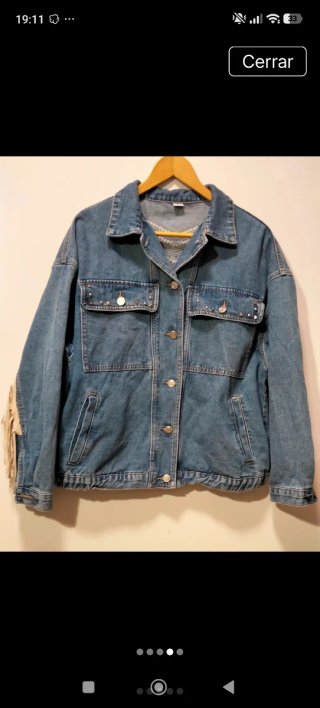 Chaqueta vaquera con flecos