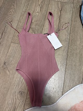 Body Zara Rosa