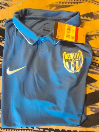 Camiseta de fútbol C.D. Oliver Nike talla L