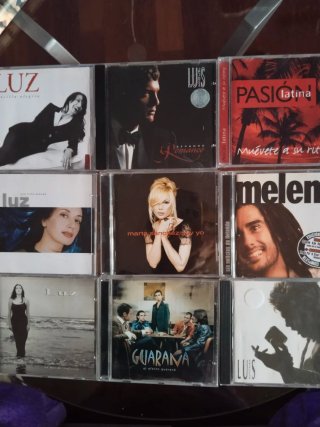 Lote de 9 CDs de Música Pop-Rock Español