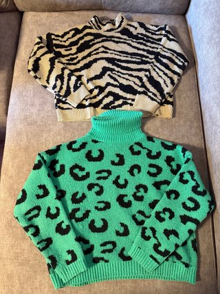 Lote de 2 Jerseys Estampados