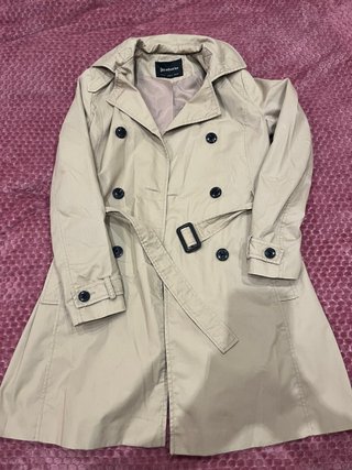 Gabardina Stradivarius Beige Talla S