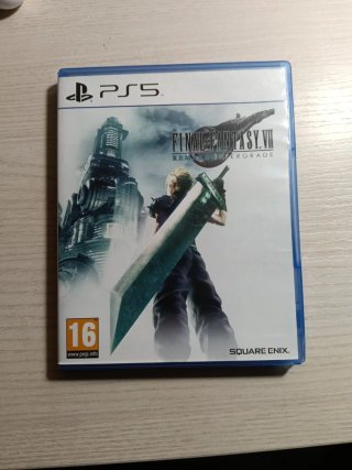 Final Fantasy VII Remake Intergrade (PS5)