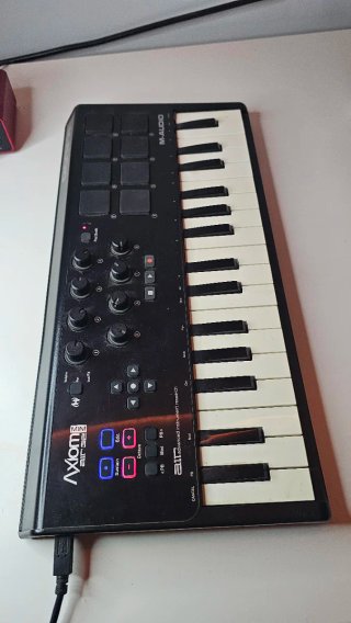 Teclado Controlador USB M-Audio Axiom Air Mini 32