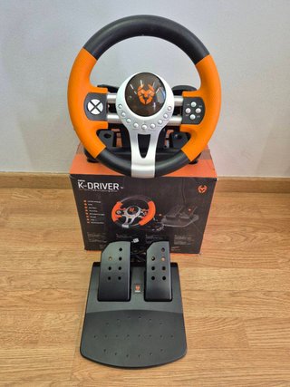 Volante Krom K-Driver con pedales nuevo y caja