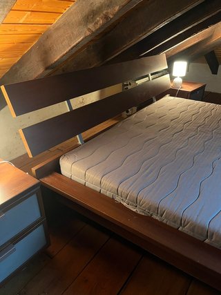 Dormitorio IKEA Hopen: Cama y Mesillas
