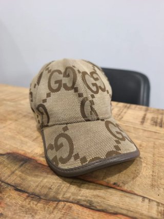 Gorra Gucci Beige