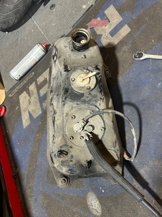 Depósito y Bomba Gasolina Burgman 250