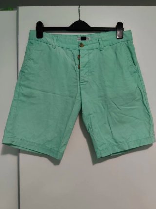 Pantalón corto tipo chino turquesa