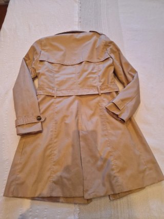 Gabardina corta beige