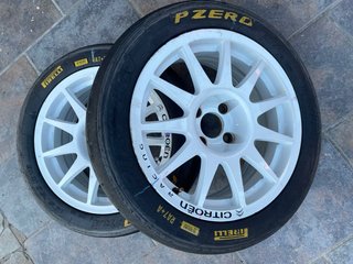 2 Neumáticos Pirelli RA7+A.