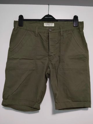 Pantalón Chino Corto