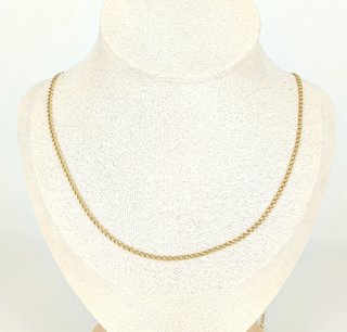 Cadena Barbada de oro de 18k, 6.79 g, 69 cm.
