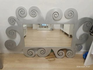 Espejo Decorativo con Marco Plateado