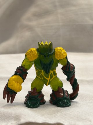 Figura Gormiti Barbataus Señor del Bosque