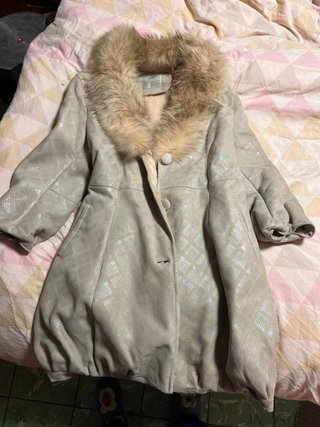 Abrigo de Piel Beige Talla XL