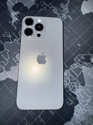 iPhone 15 Pro Max argento