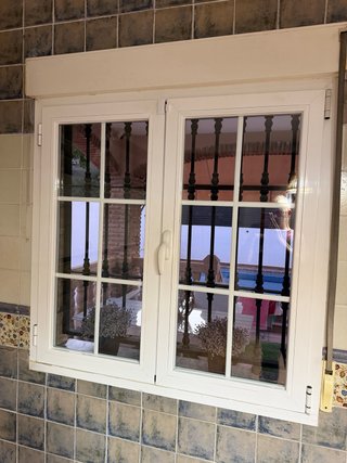 Ventana de PVC Blanca