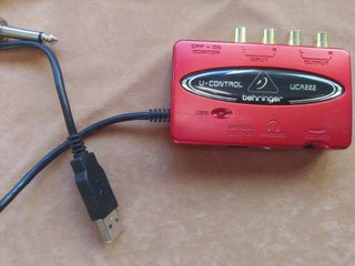 Tarjeta de Sonido Behringer U-Control UCA222