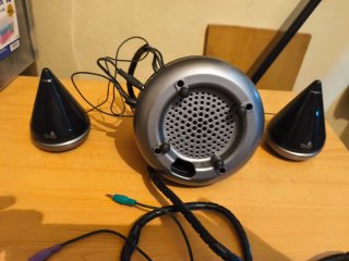Altavoces 2.1 NGS Drop con Subwoofer