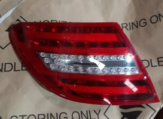 Piloto Trasero Mercedes Clase C W204
