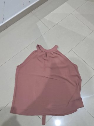 Camiseta rosa sin mangas