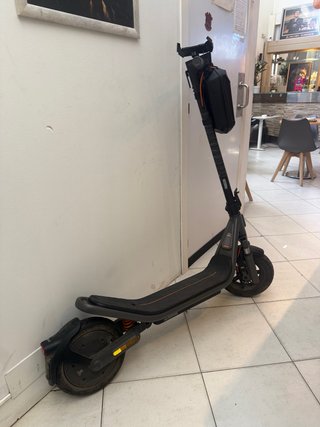 Patinete Eléctrico negro