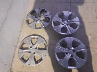 4 Tapacubos Dacia Sandero R15