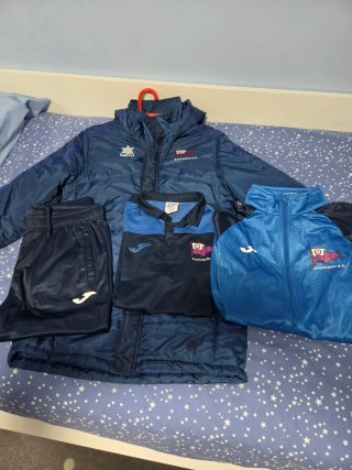 Set Ropa Deportiva Santurtzi K.E. Talla M
