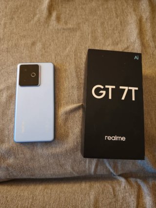 Realme GT 7T Blu
