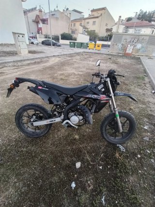 Ciclomotor Rieju MRT Negro