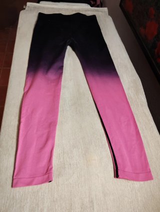 Pantalón de deporte degradado negro y rosa
