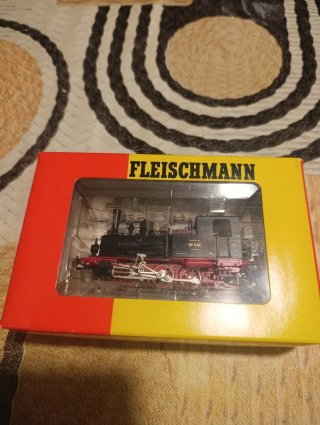 Locomotora Fleischmann H0 leer descripción!!!!!!