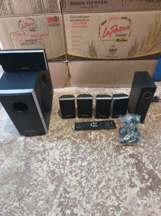 Sistema de Sonido Samsung y receptor inalámbrico