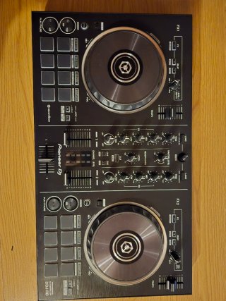 Controladora DJ Pioneer DDJ-RB