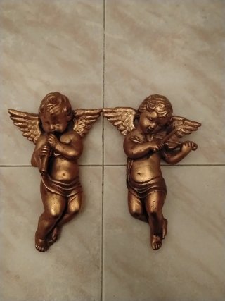 Set de 4 Angelitos Decorativos Dorados