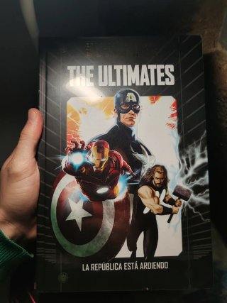 The Ultimates: La República está ardiendo —