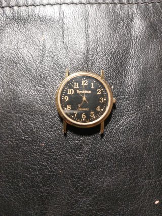 Reloj SuperWatch Negro y Dorado