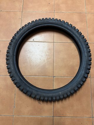 Neumático Delantero 90/90-21