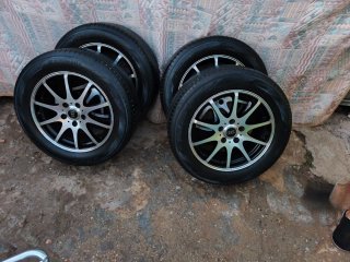 4 Llantas Audi A4 R16 con Neumáticos